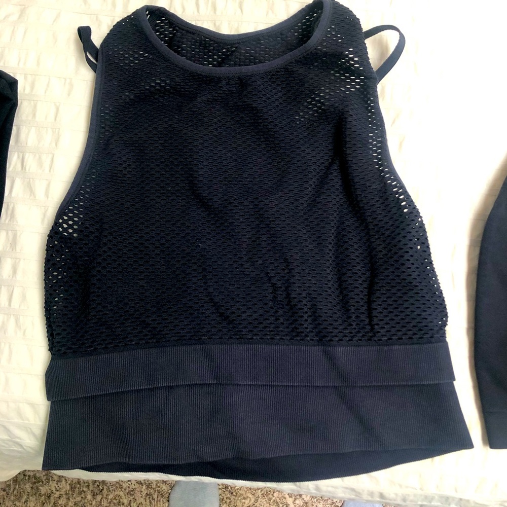 Sports bra